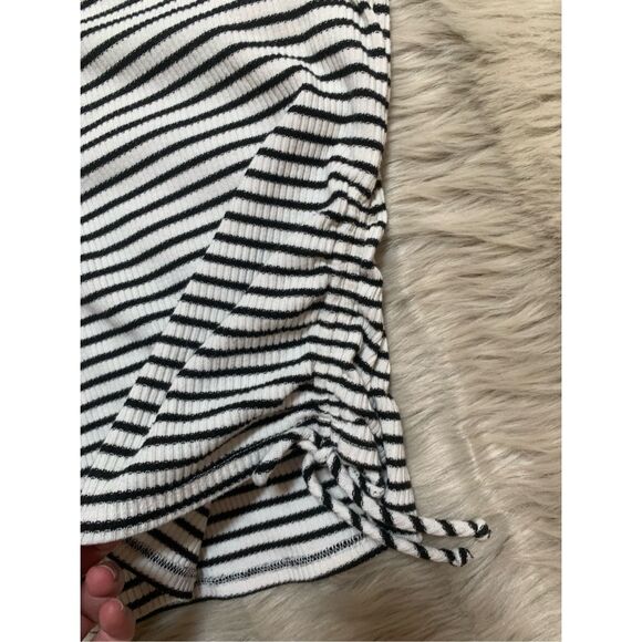 Cherish Stripped Top Medium - Picture 3 of 7